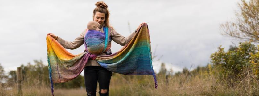 Découvrez notre histoire de cœur avec le porte-bébé tissé main