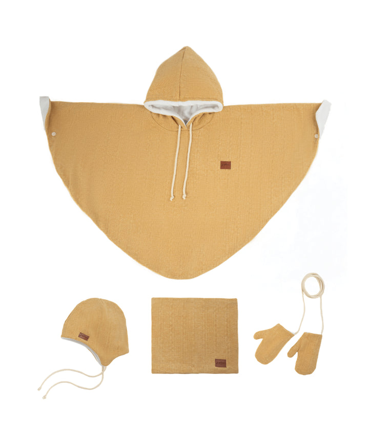 Poncho et accessoires sans pompon