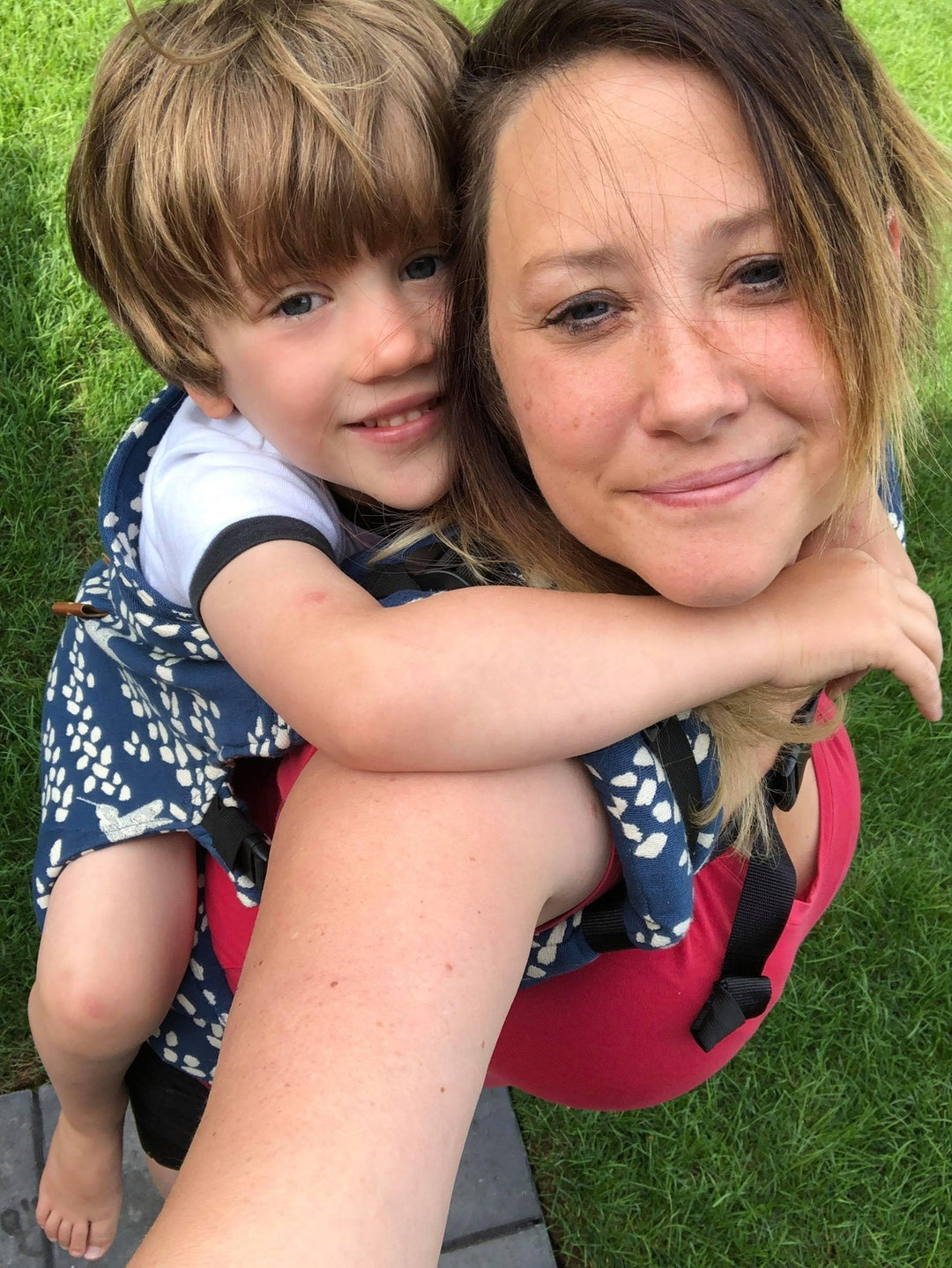 Le porte-bébé en taille Preschool pour faire durer les câlins !