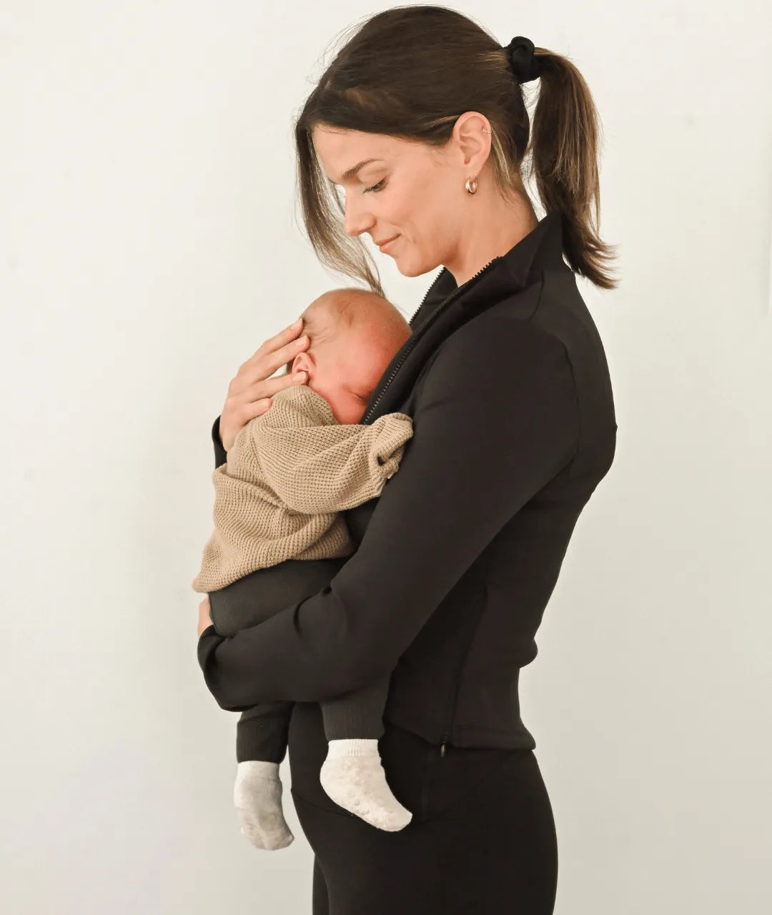 veste-maternite-allaitement-ajustable