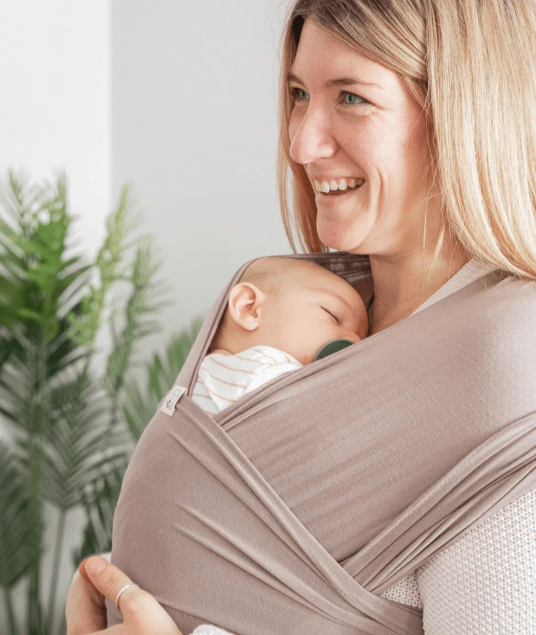 Porte bébé maman kangourou top asiatik